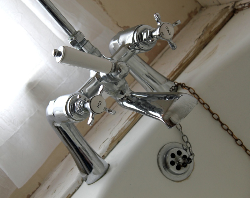 Bathroom installation in Holland Park
